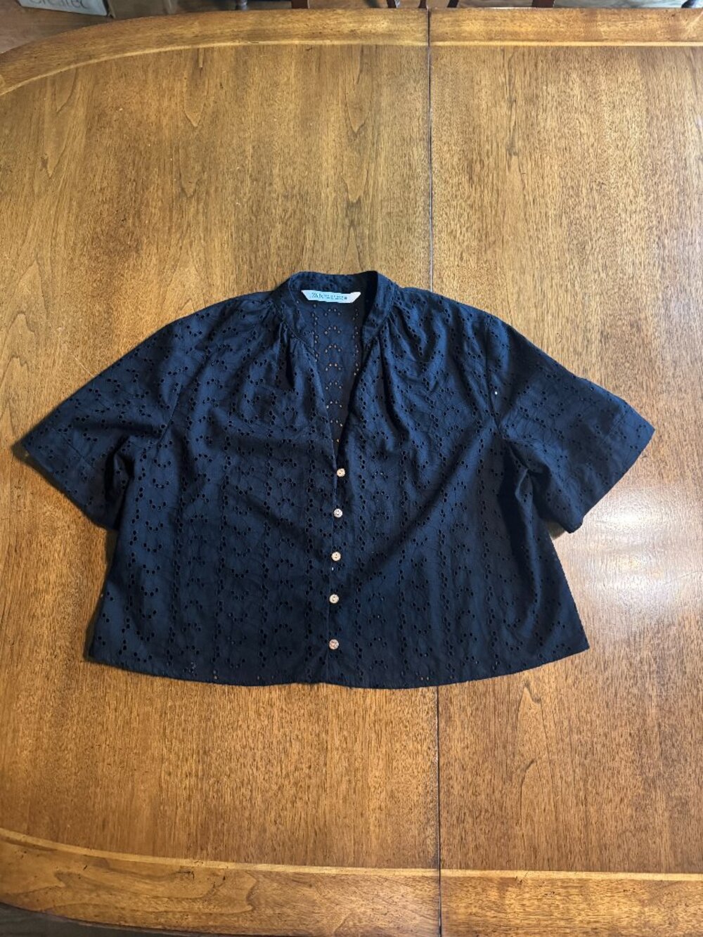 Womens Eyelet Blouse Small